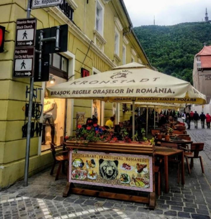 Ferienwohnung Studio Republicii Brașov Exterior foto