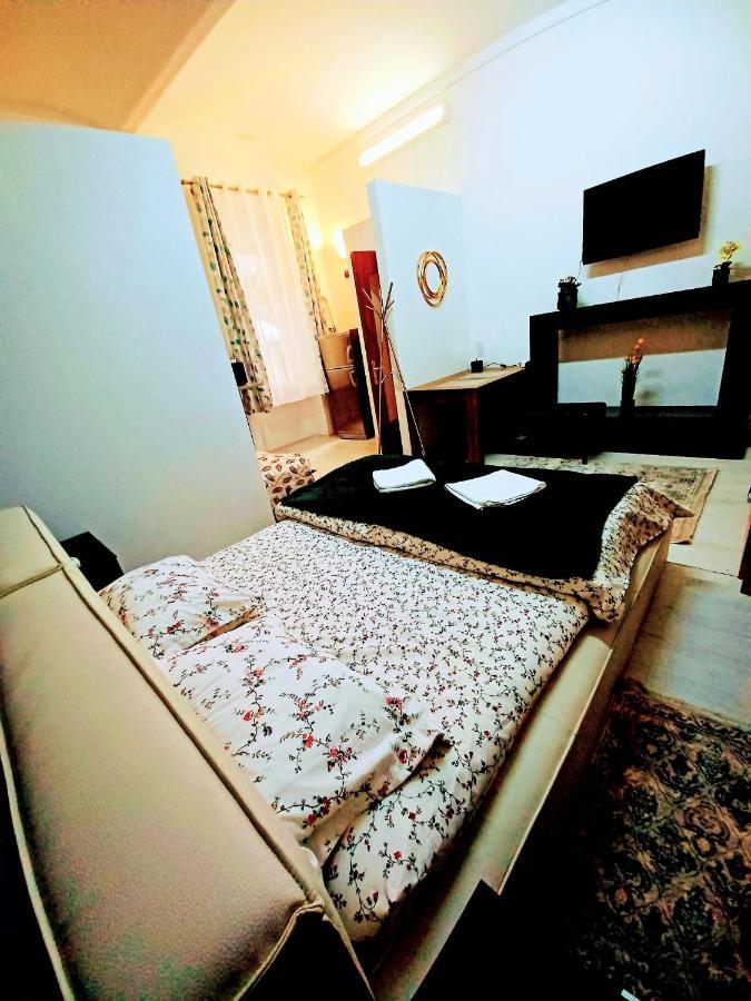 Ferienwohnung Studio Republicii Brașov Exterior foto